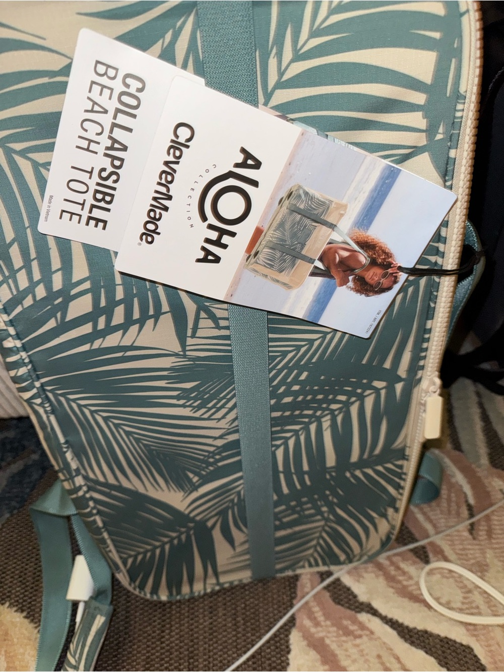 ALOHA Collection Collapsible Beach Tote - Picture 6 of 6